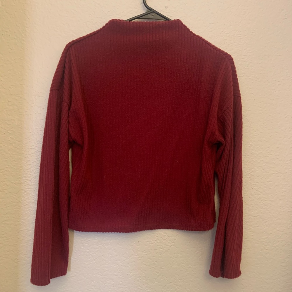 Mockneck bell sleeve cropped sweater (S)